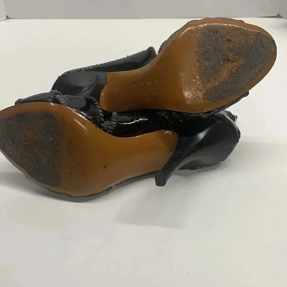 Givenchy High Heel Shoes Patent Leather Textured Open Toe Black Size EU 35 US 5